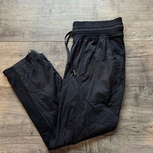 Lululemon dance crops black pants leggings